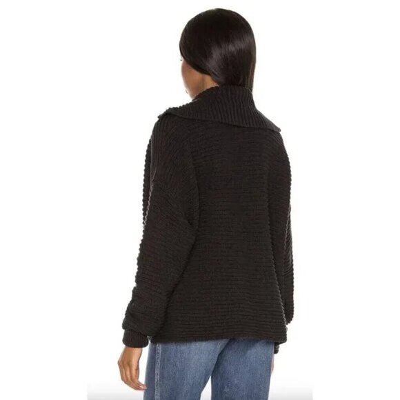 FREE PEOPLE Marlie Pullover in Black Size Medium - Picture 3 of 9